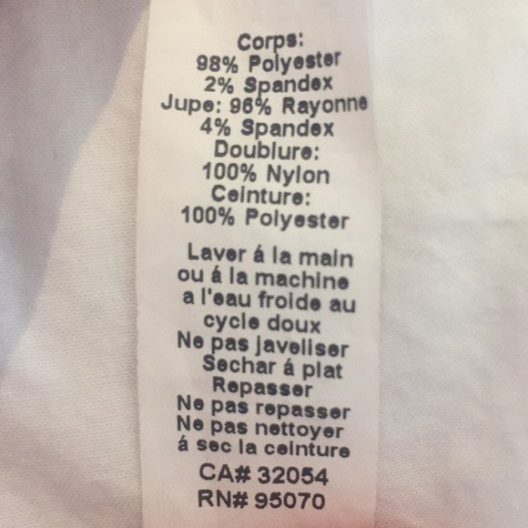 Weston Wear Ruffled Tank top with empire waist with Flower pattern . - Picture 9 of 9